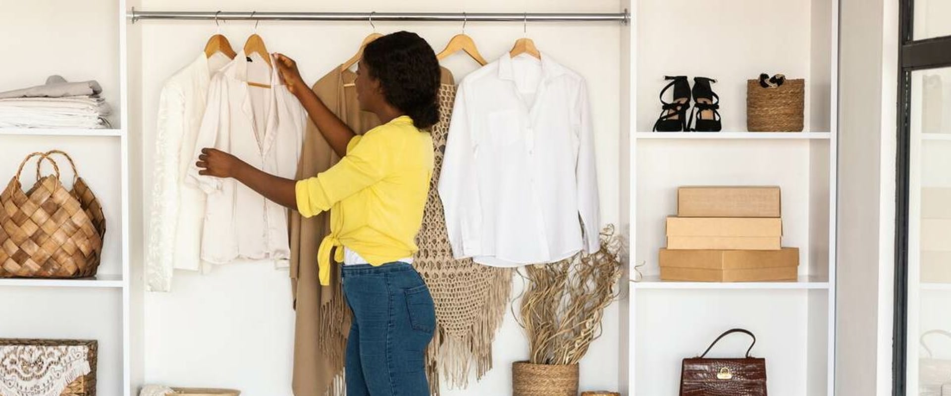 Simple Ways to Store Seasonal Clothes and Avoid the Clutter  Winter  clothes storage, Seasonal clothing storage, Clothes storage solutions